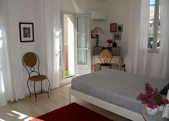 Bel Les Avignon Apartman *
